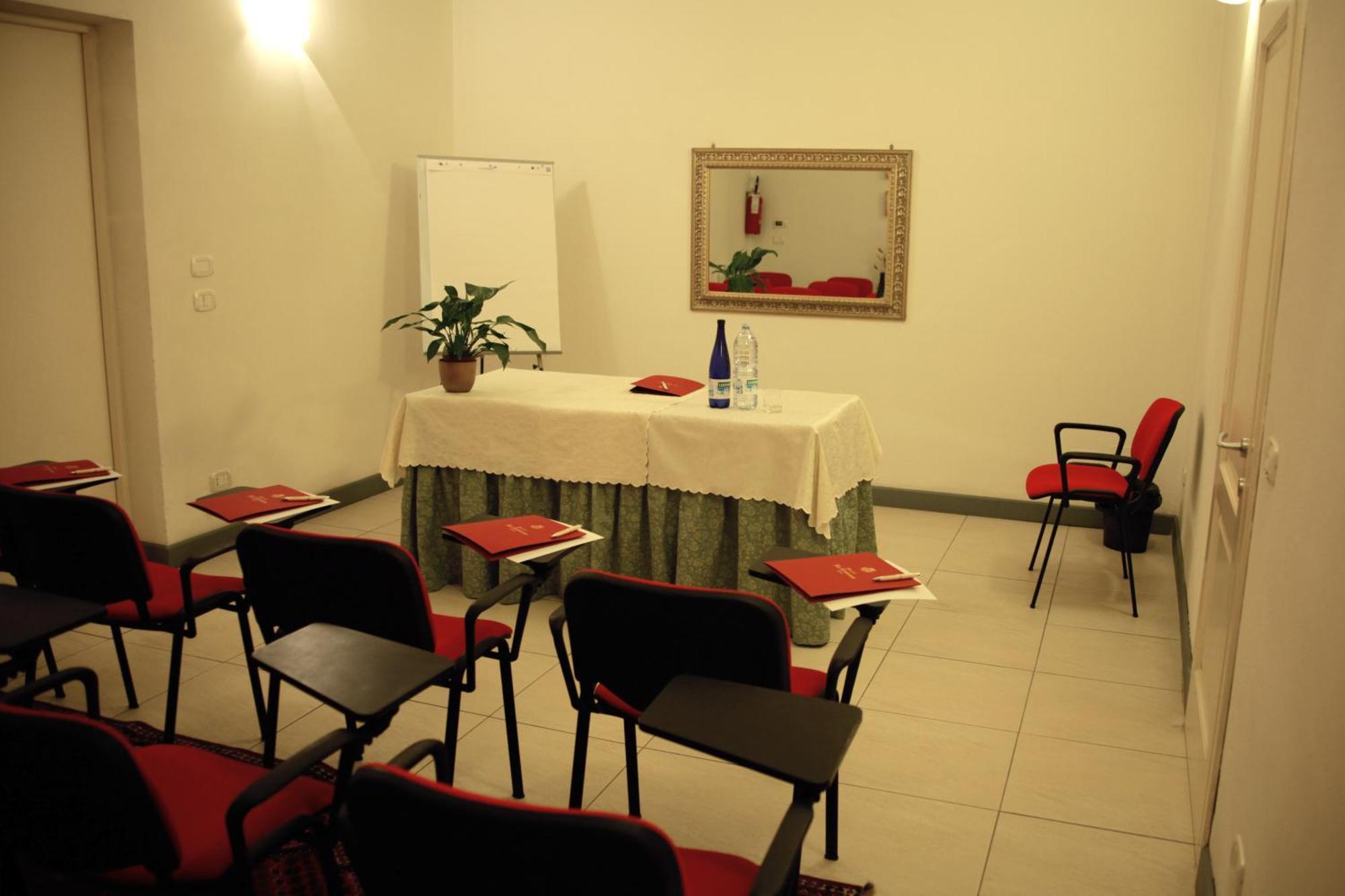 Hotel La Colonna Siena Esterno foto